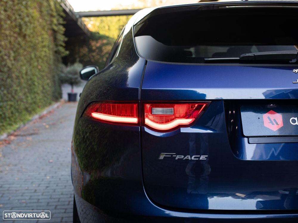 Jaguar F-Pace 2.0 i4D Prestige Aut. - 14