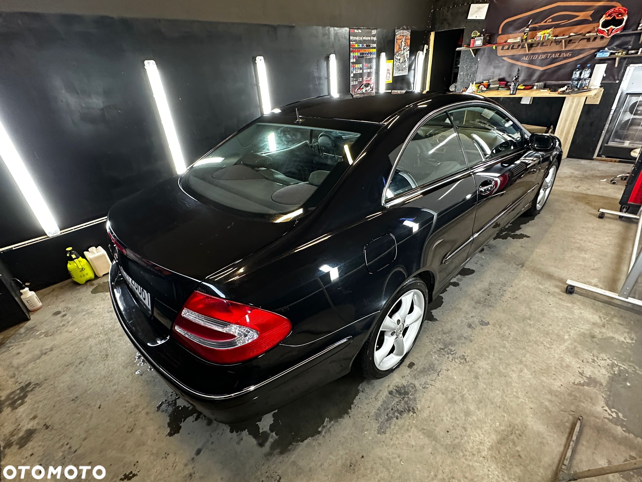 Mercedes-Benz CLK - 7