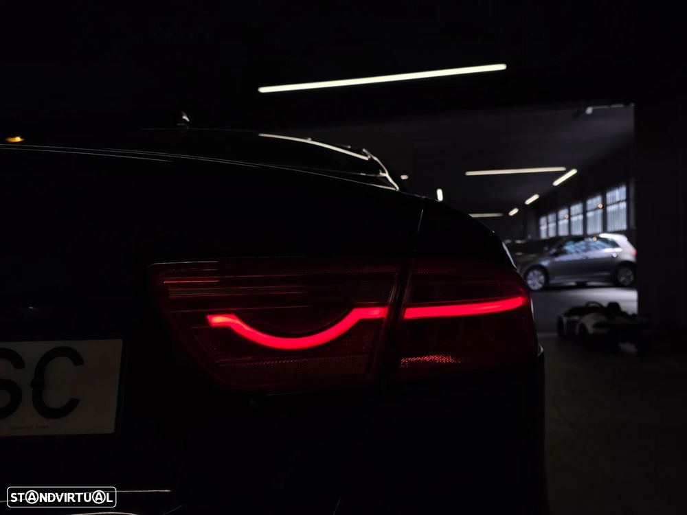 Jaguar XE E-Performance Aut. Prestige - 22