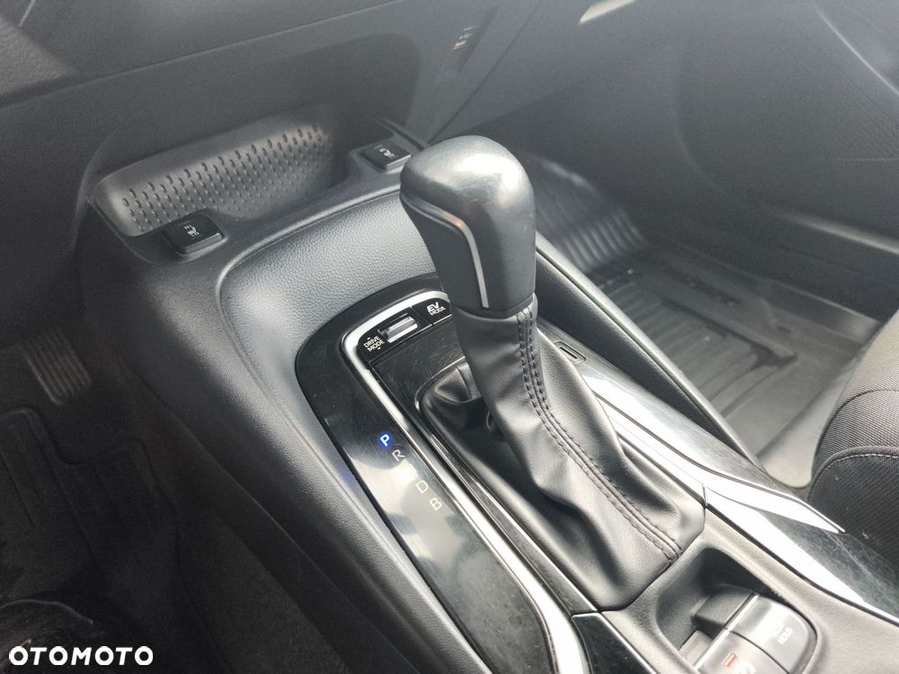 Toyota Corolla 1.8 Hybrid Comfort - 20