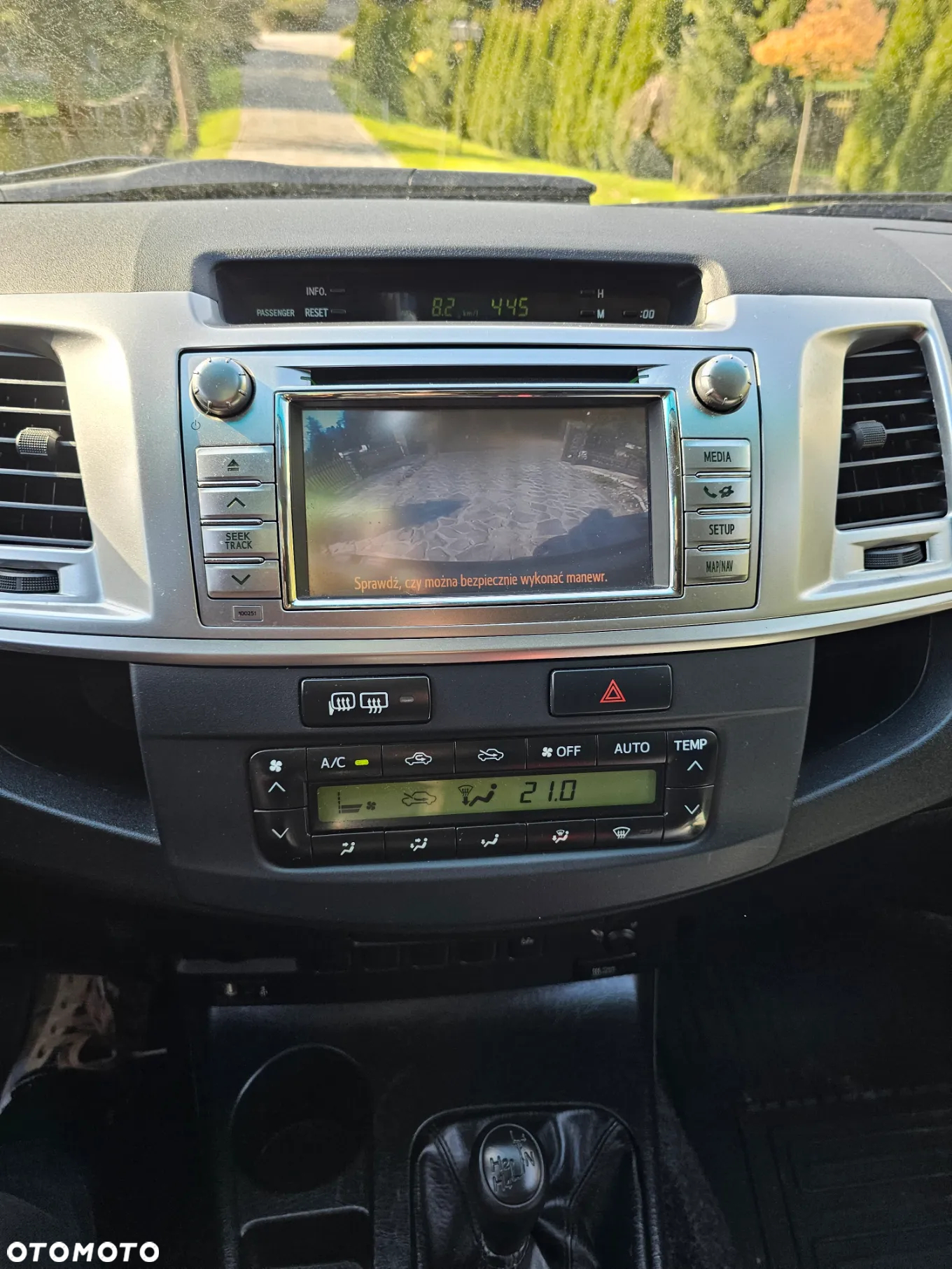 Toyota Hilux 3.0 D-4D Invincible - 19