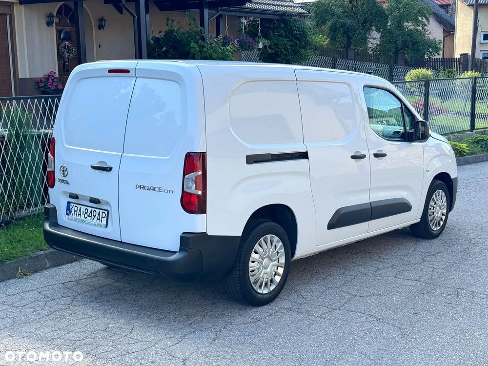Toyota Proace City LONG - 4
