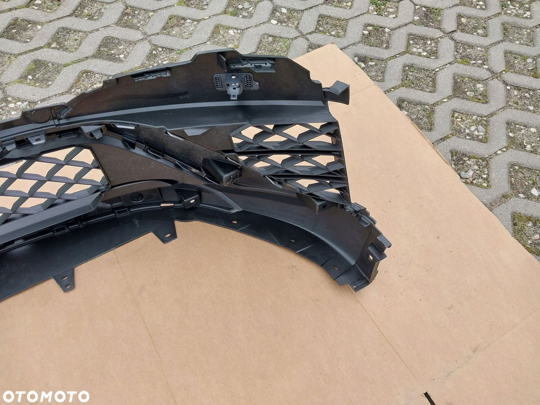 KRATKA ZDERZAK RENAULT CAPTUR II RS LINE NOWA - 5
