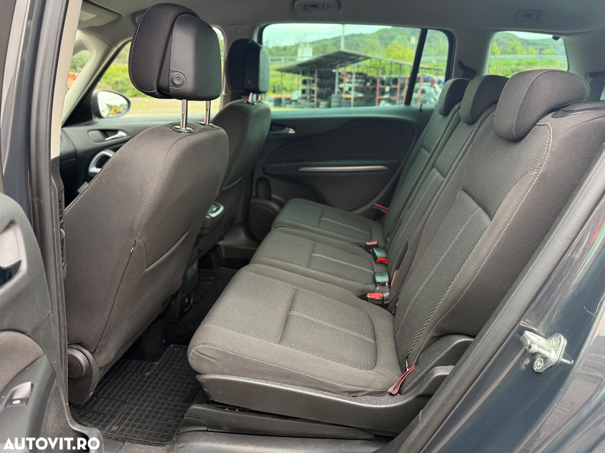 Opel Zafira - 8