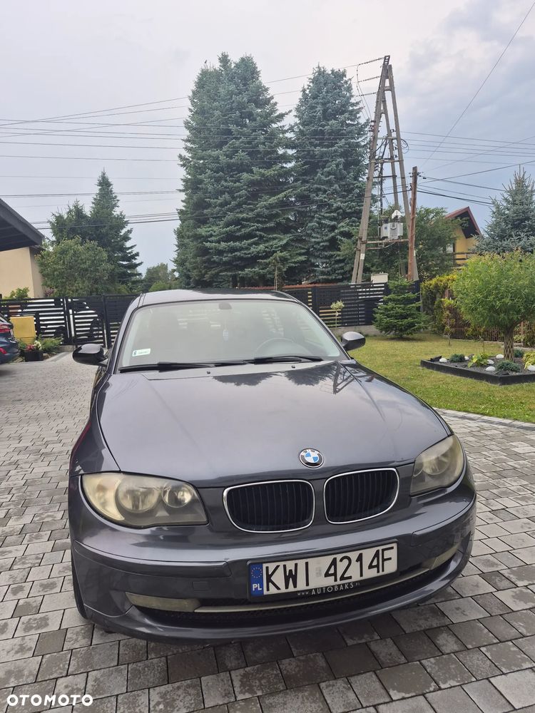 BMW Seria 1 - 32