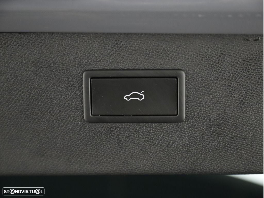 Cupra Formentor 1.4 e-Hybrid DSG VZ - 37