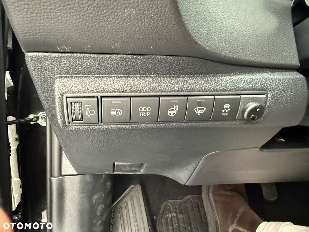 Toyota Corolla 1.8 Hybrid Comfort - 26