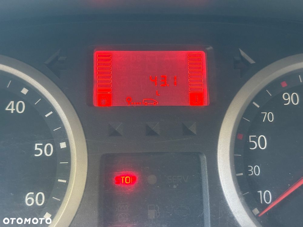 Renault Trafic - 16