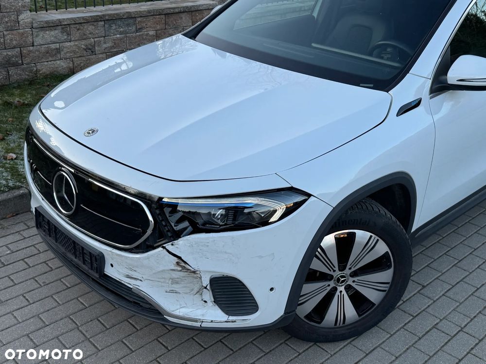 Mercedes-Benz EQA 250+ Electric Art - 30