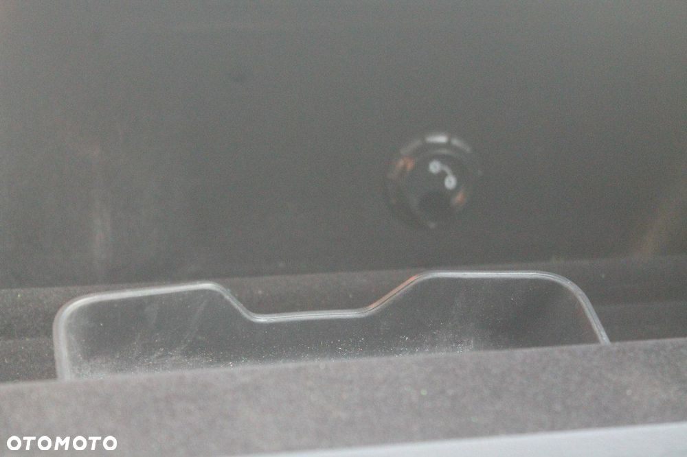 Volkswagen Touareg - 26