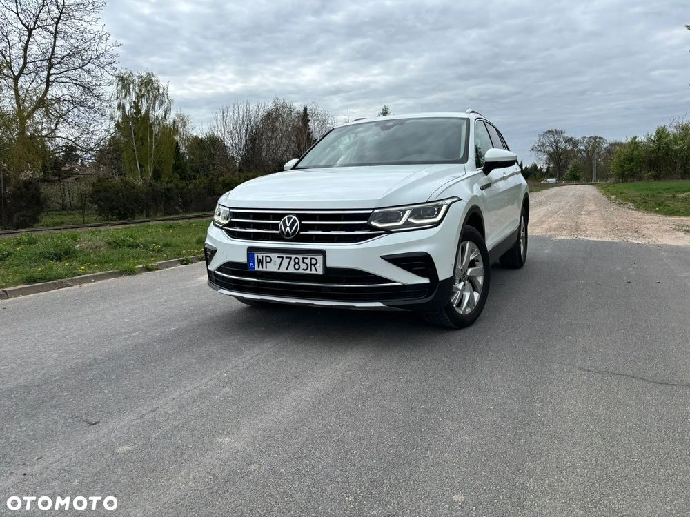 Volkswagen Tiguan 2.0 TDI SCR 4Mot Elegance DSG - 2