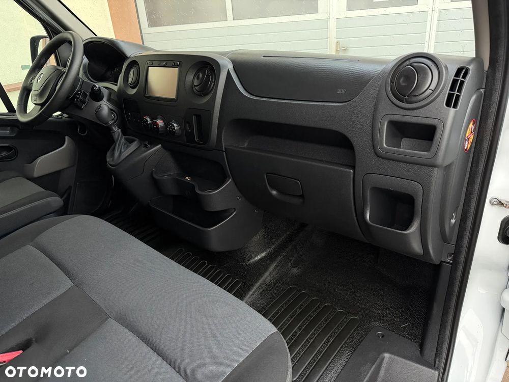 Renault Master Brygadówka Doka L3H2 - 23