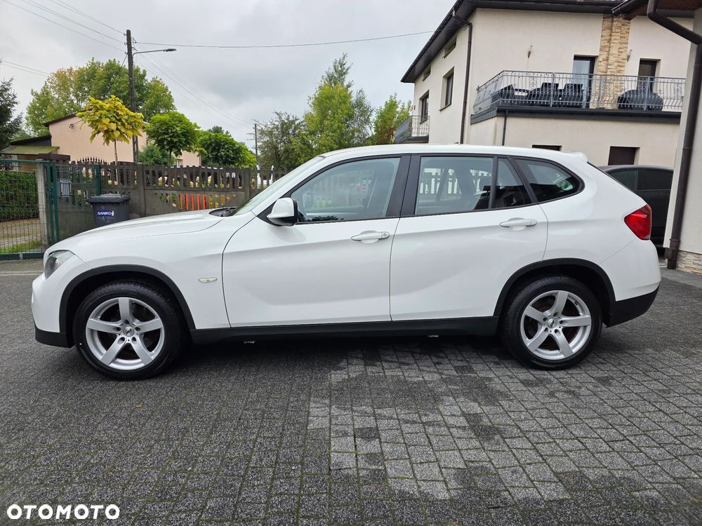 BMW X1 xDrive18d - 11