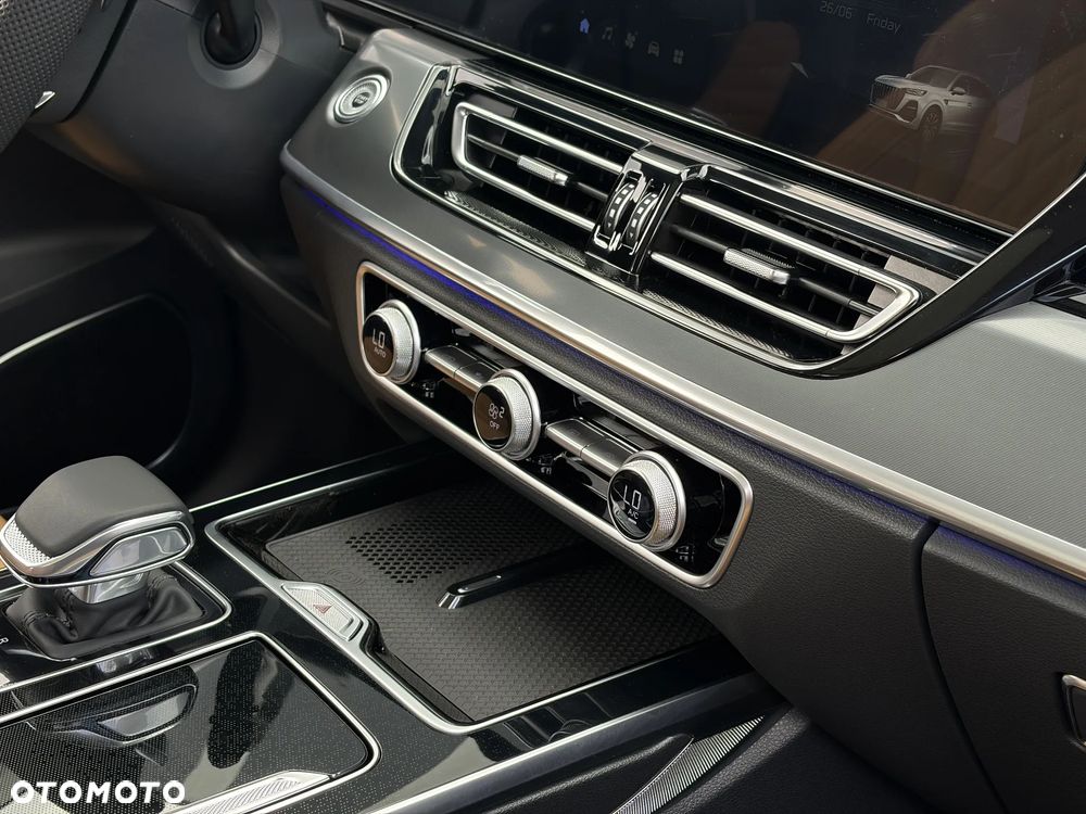 Hongqi HS5 2.0T Executive AWD - 27