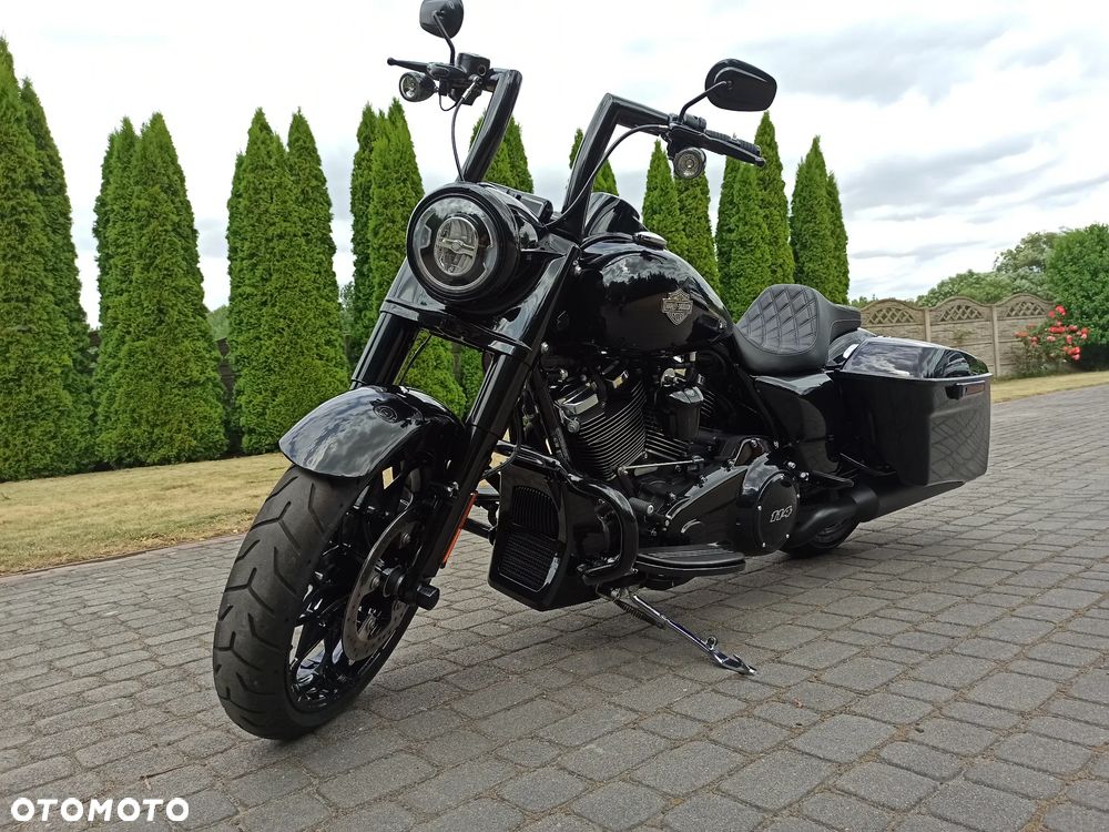 Harley-Davidson Touring Road King - 19