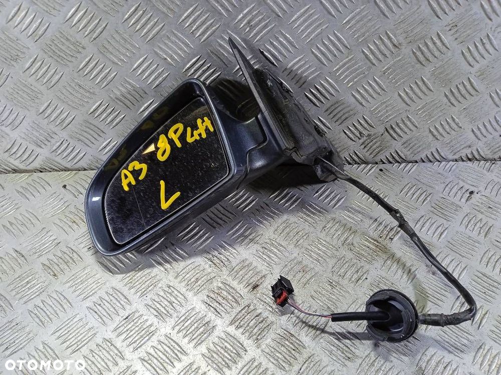 LUSTERKO LEWE AUDI A3 8P 5 PIN - 1