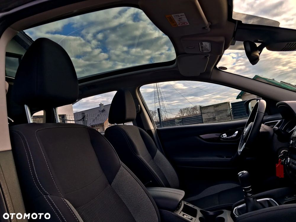 Nissan Qashqai 1.3 DIG-T N-CONNECTA - 6