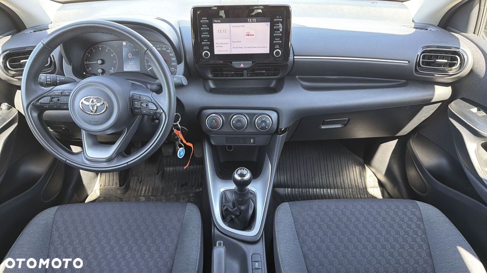 Toyota Yaris - 11