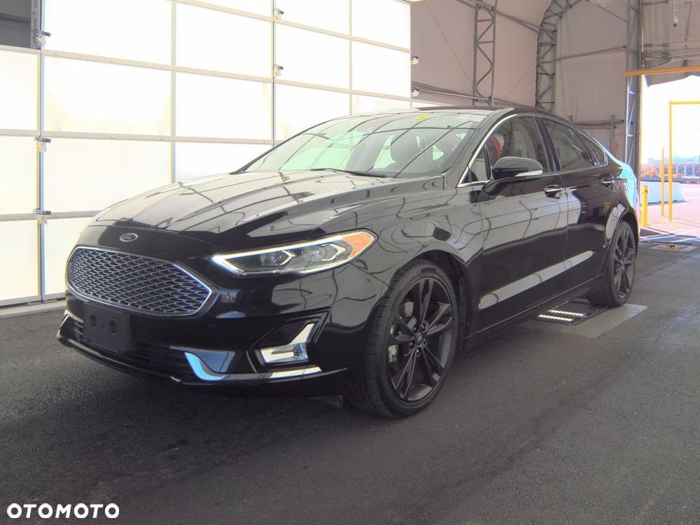 Ford Fusion - 2