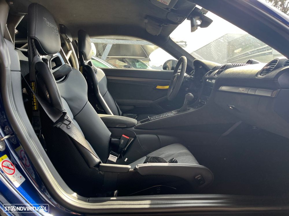 Porsche 718 Cayman GT4 RS - 44