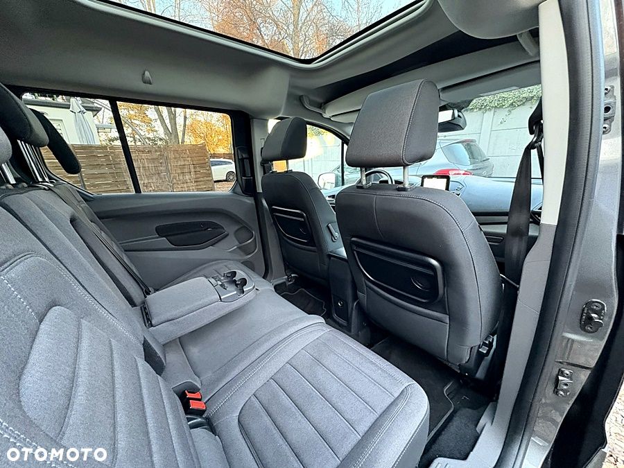 Ford Tourneo Connect Grand - 25