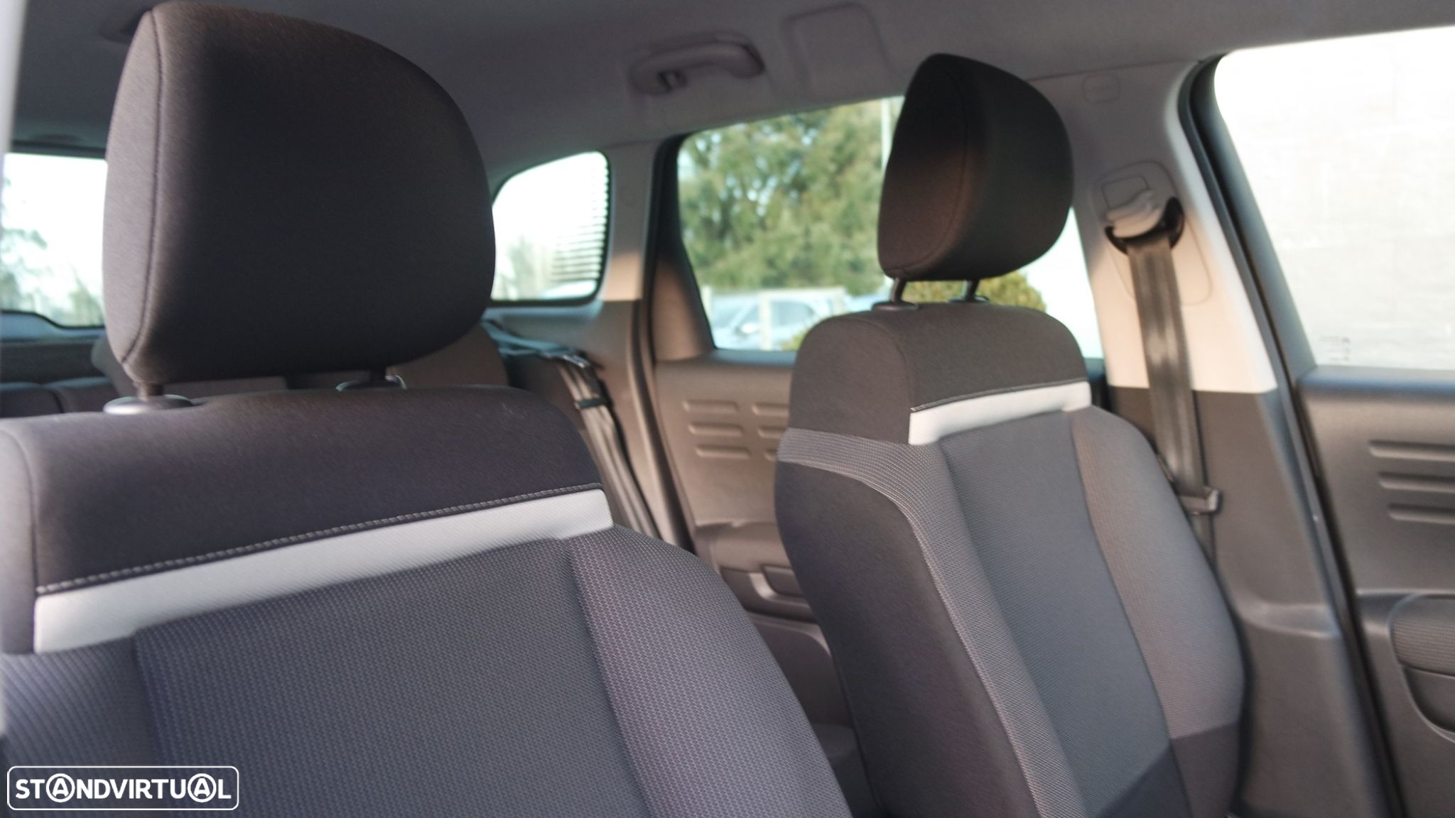 Citroën C3 Aircross 1.2 PureTech C-Series - 13