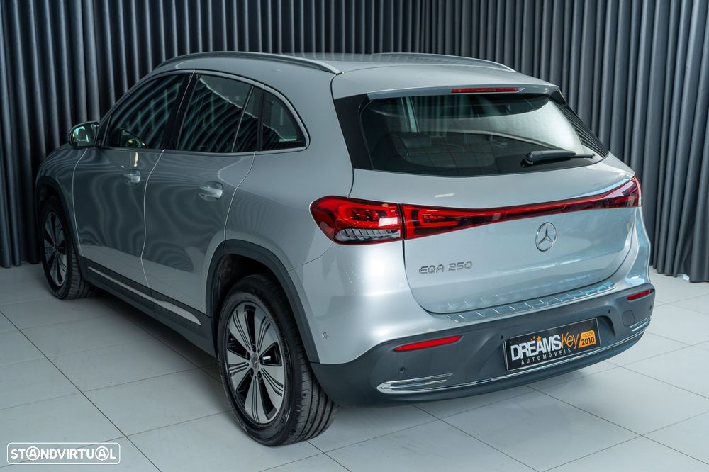 Mercedes-Benz EQA 250 Progressive - 23