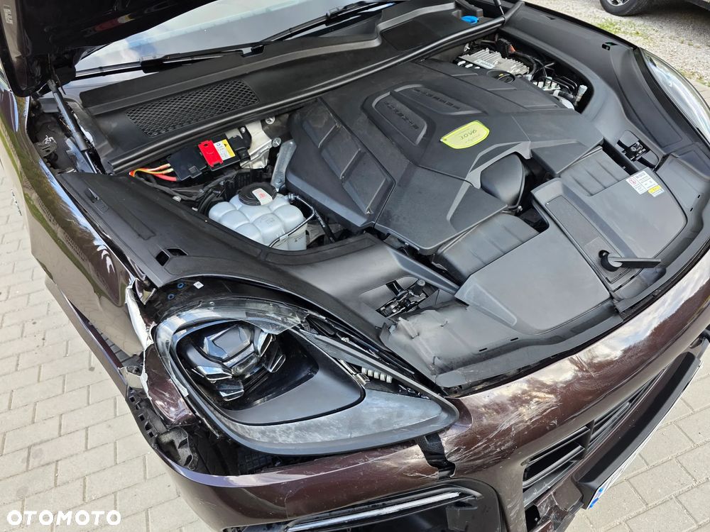 Porsche Cayenne E-Hybrid Platinum Edition - 6