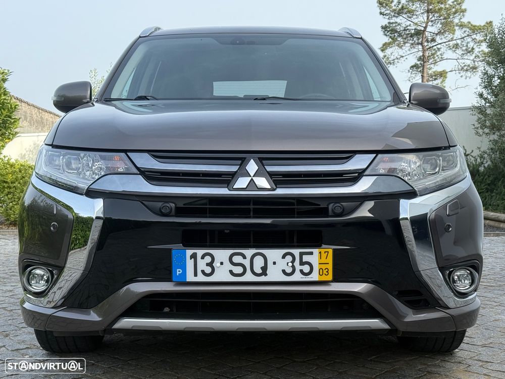 Mitsubishi Outlander 2.0 Instyle Navi - 4