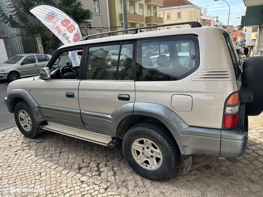 Toyota Land Cruiser - 19
