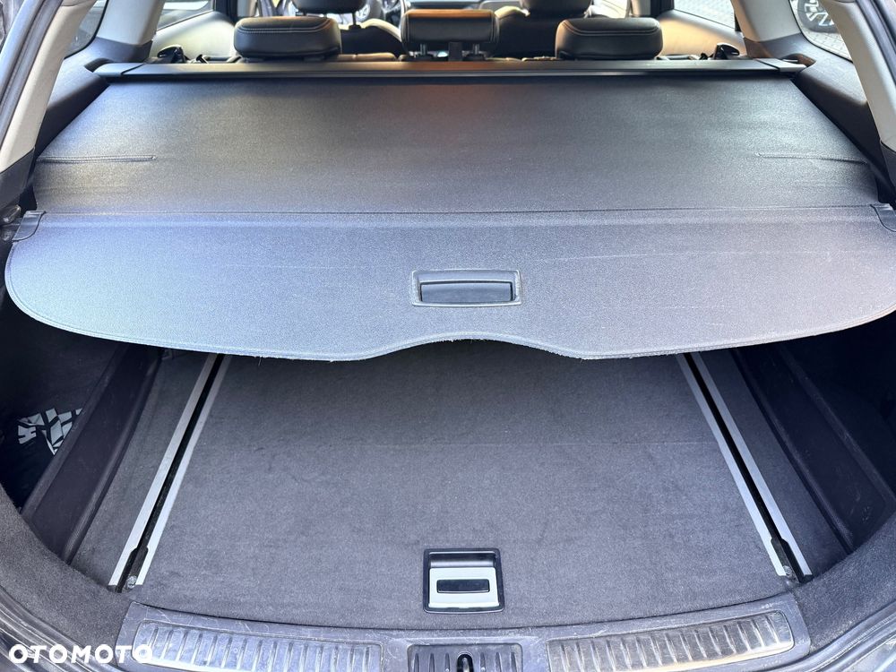 Toyota Avensis 2.0 D-4D Premium - 8