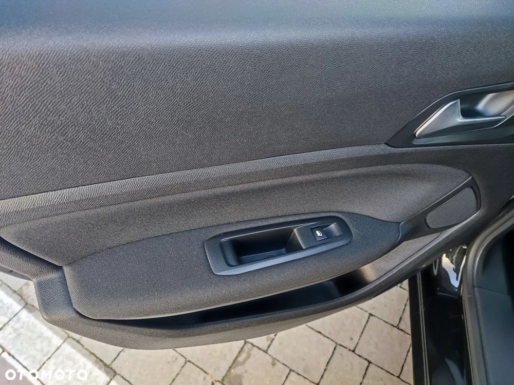 Peugeot 308 - 17