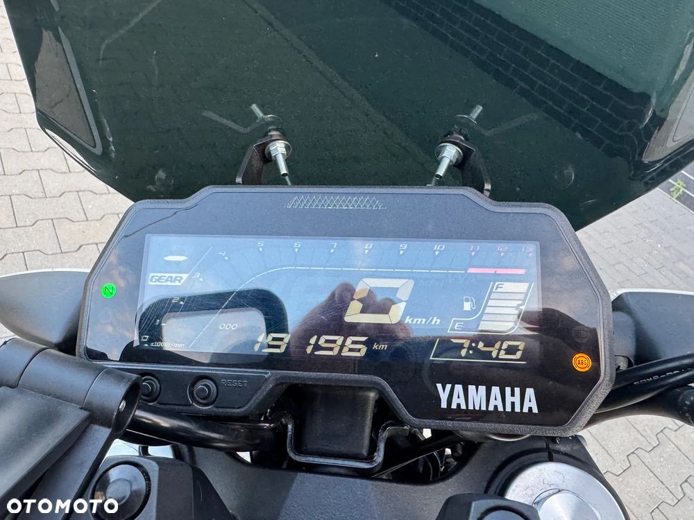 Yamaha MT - 6