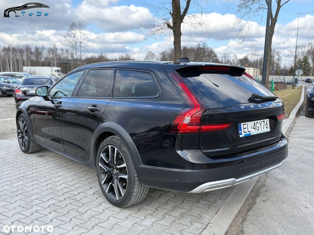 Volvo V90 Cross Country B5 D AWD Core - 15