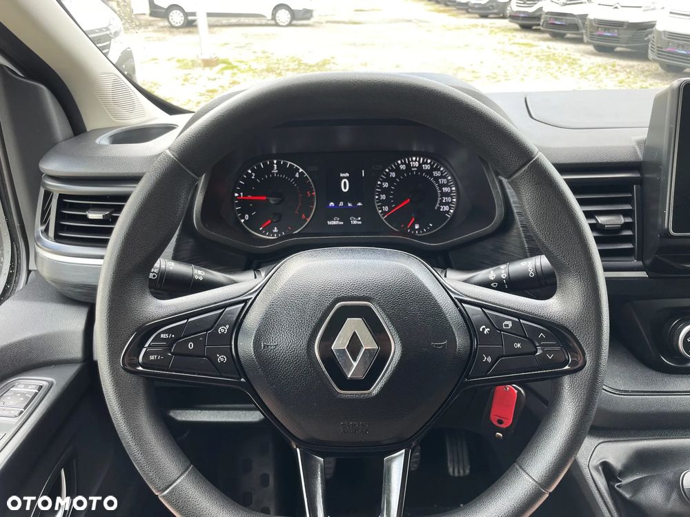 Renault Trafic - 9