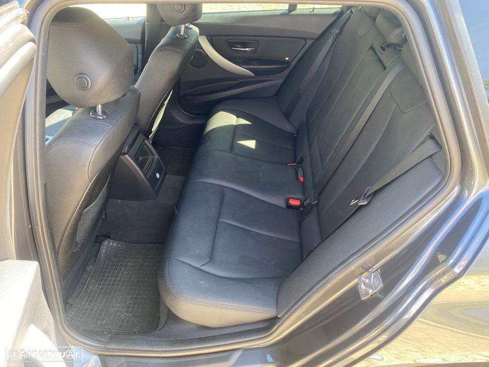 BMW 316 d Aut. Sport Line - 7
