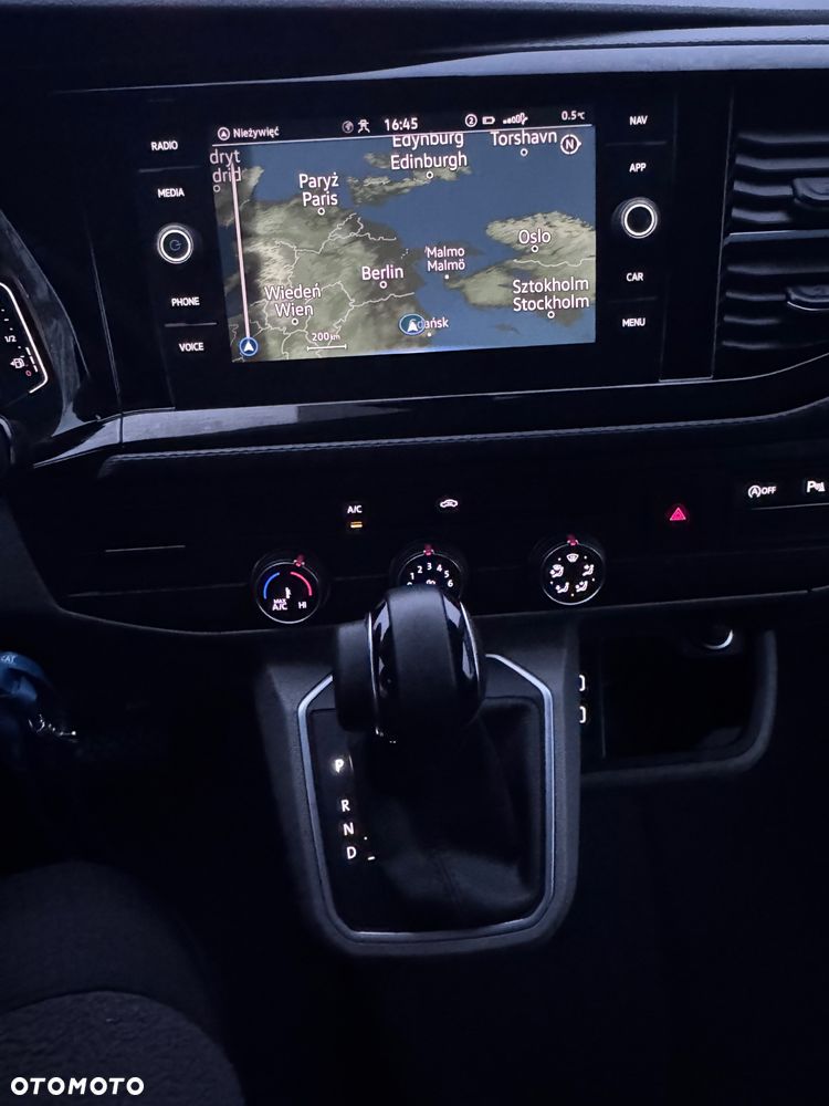 Volkswagen Transporter - 16