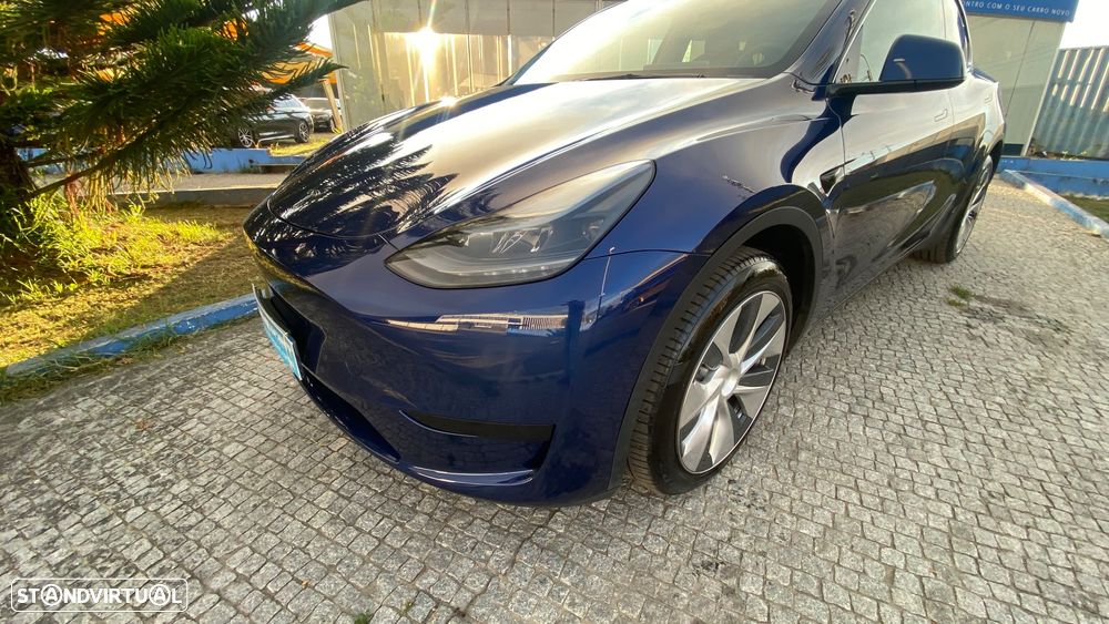 Tesla Model Y Standard - 14