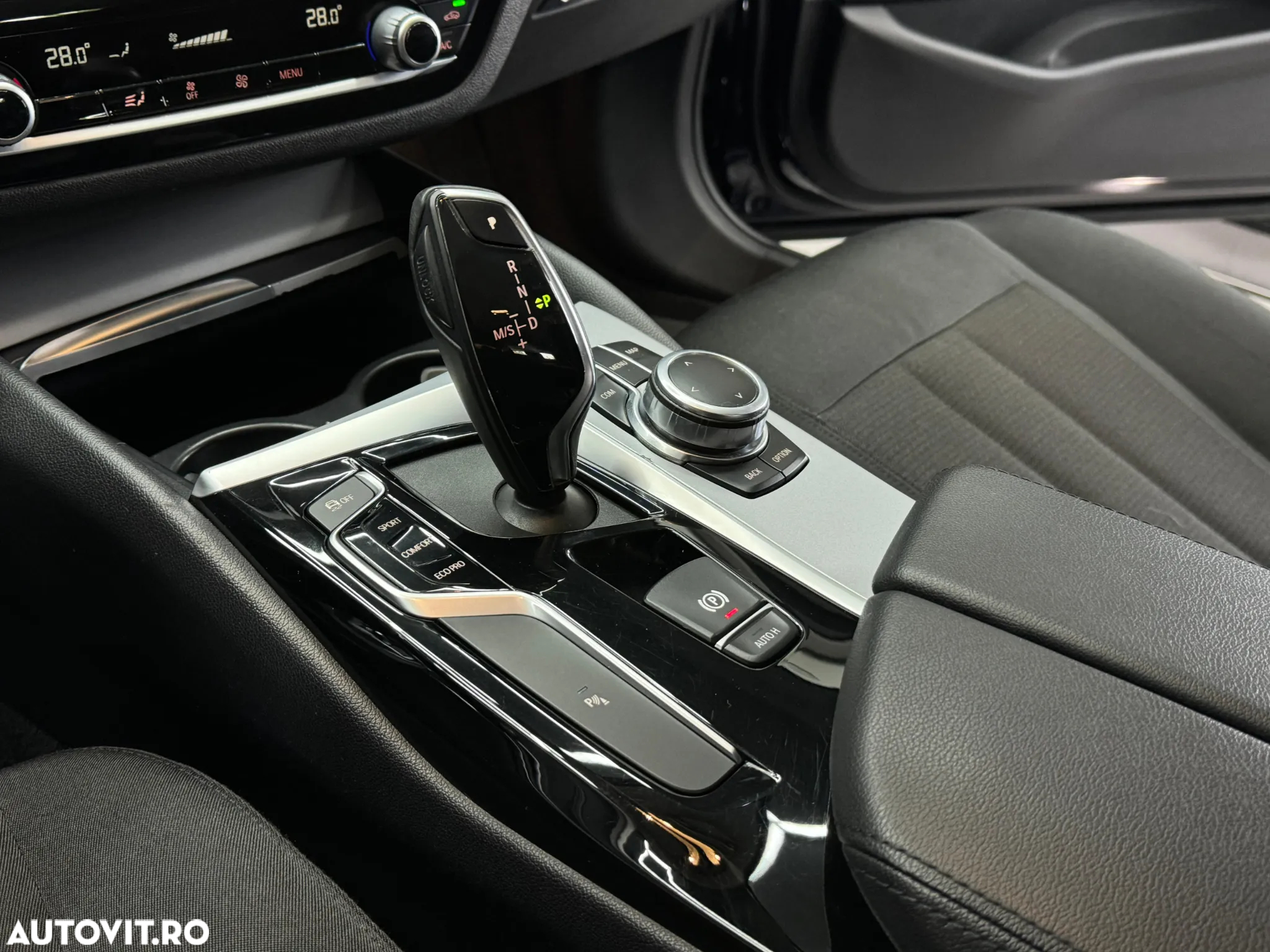 BMW Seria 5 520d xDrive Aut. - 8
