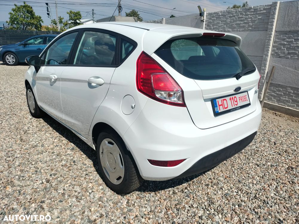 Ford Fiesta - 21