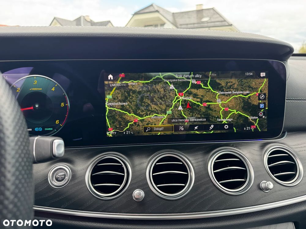 Mercedes-Benz Klasa E 220 d 4-Matic AMG - 32