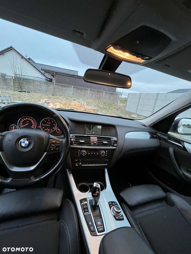 BMW X3 xDrive20d - 13