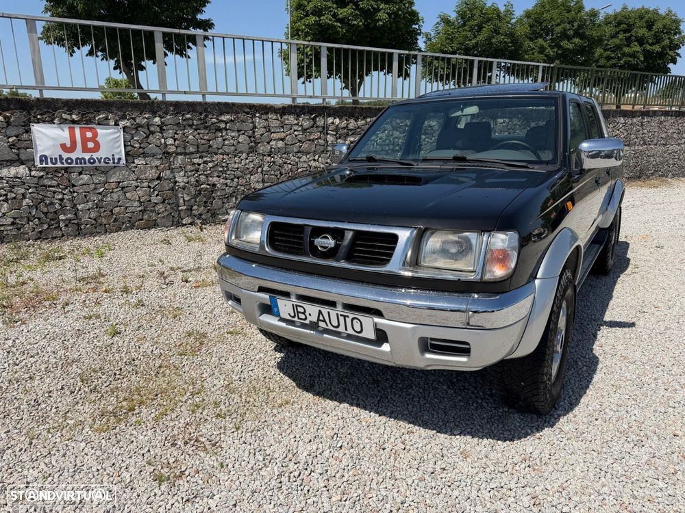 Nissan Navara - 2