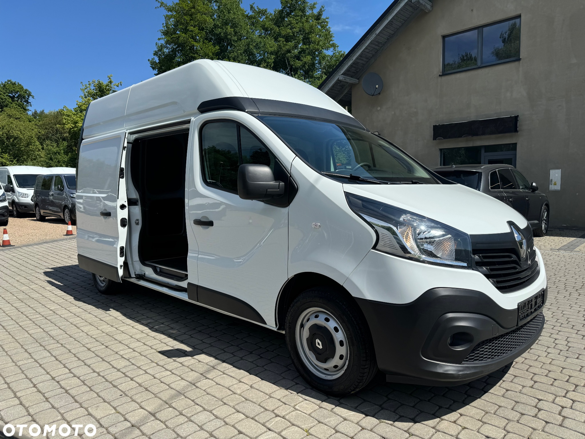 Renault Trafic - 9