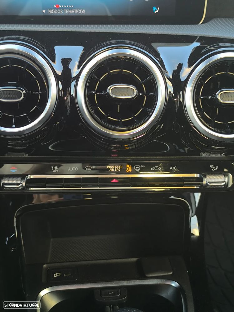 Mercedes-Benz A 160 AMG Line - 31