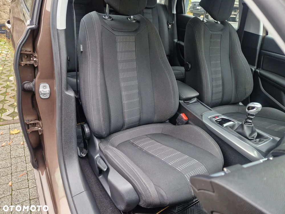 Peugeot 308 ver-sw-2-0-bluehdi-allure-s-s - 30