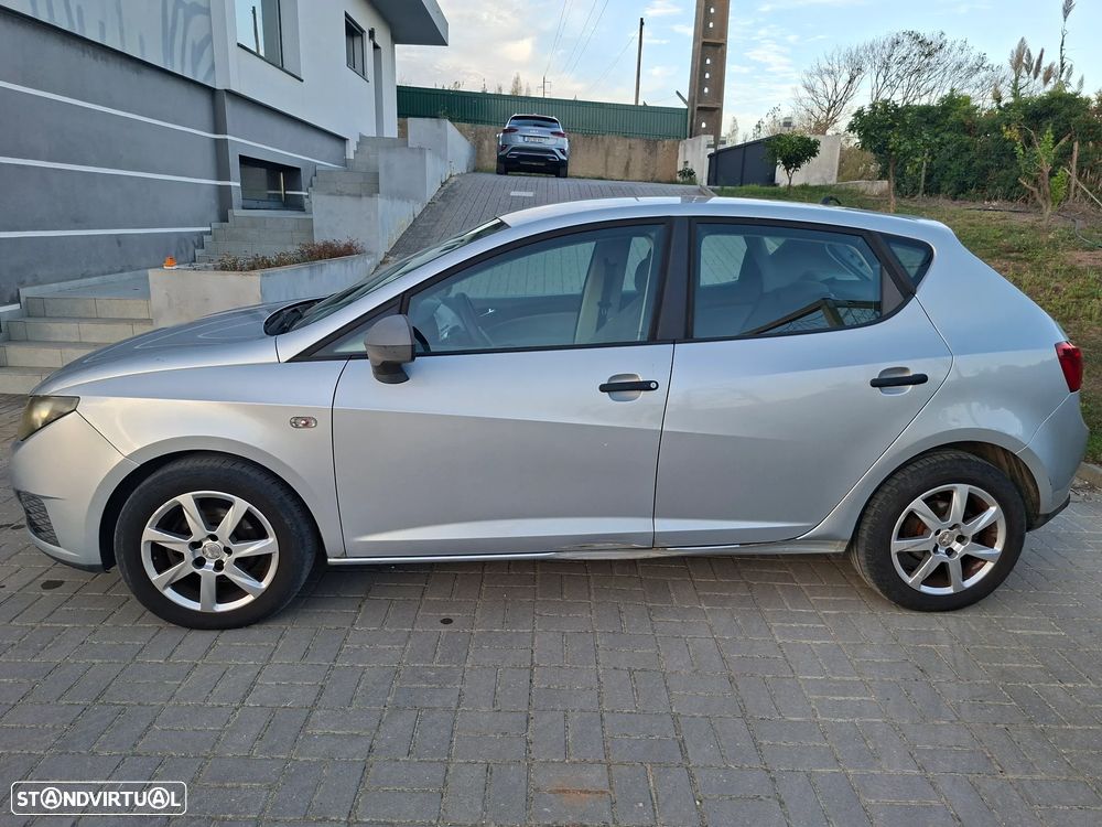 SEAT Ibiza 1.4 TDi Style DPF - 4