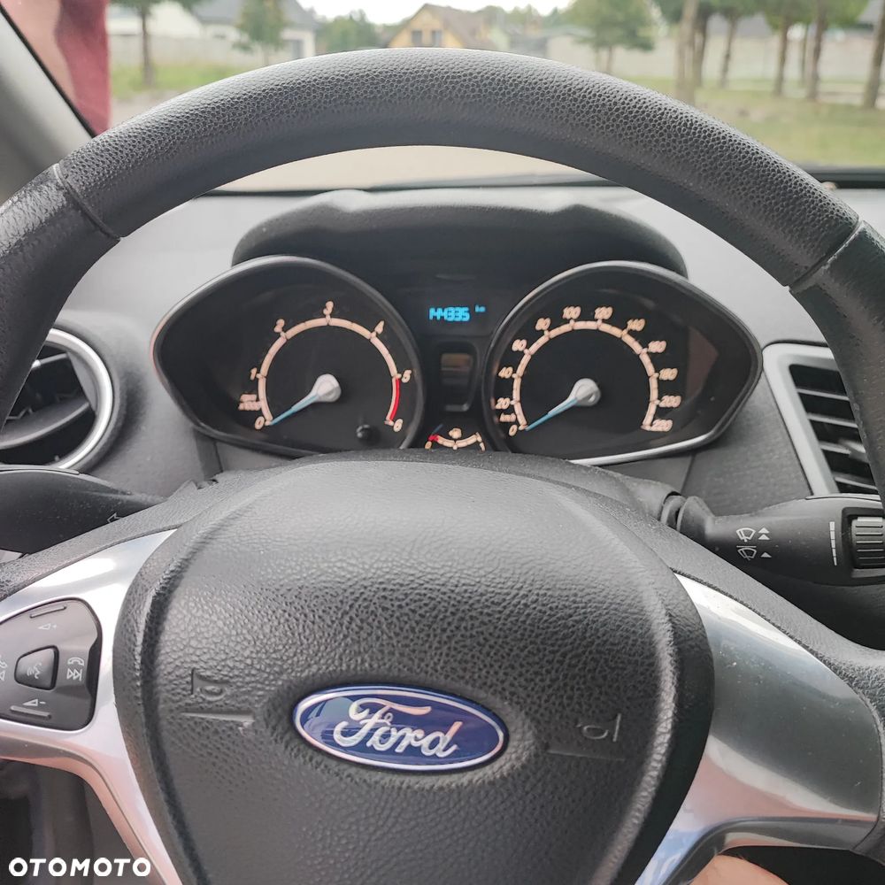 Ford Fiesta - 6