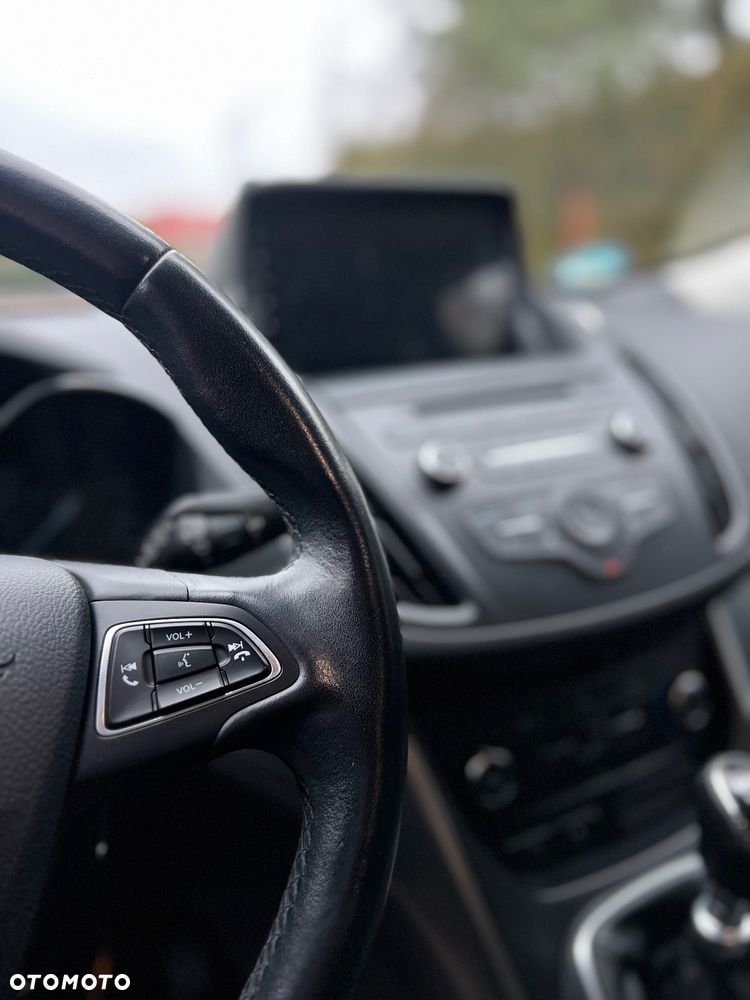 Ford Kuga 2.0 TDCi 4x4 Vignale - 29