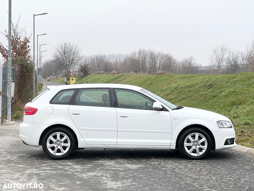 Audi A3 1.9 TDI Sportback S line Sportpaket plus - 5